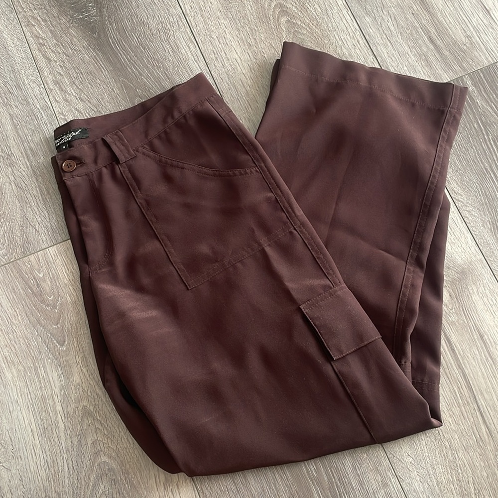 Betsey Johnson low waisted brown cargo pants - Picture 3 of 3